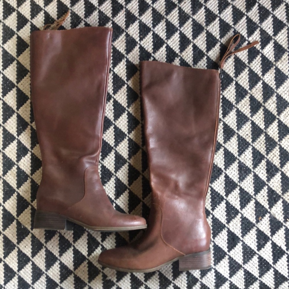 Women’s Tall Brown Lucky Boots